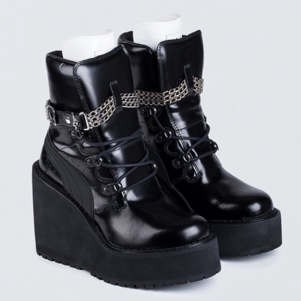 Fenti X Puma black boots